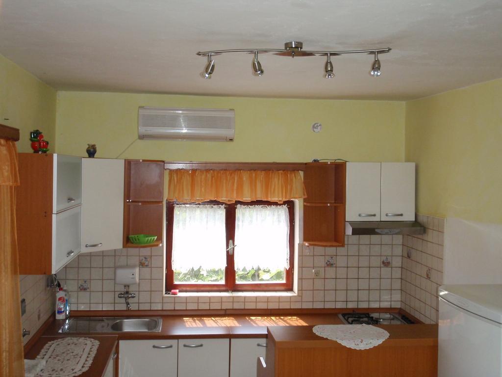 Apartments Ariana Pag Town Room photo